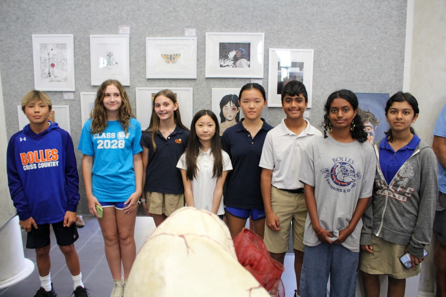The Bolles Fine and Performing Arts Department hosted the Bolles Visual Arts Showcase last Friday in Gooding Gallery on the Upper School San Jose Campus. 🎨 Check out a list of showcase winners and featured artists here: ow.ly/488W50RxV7g. #BulldogProud #BollesArts
