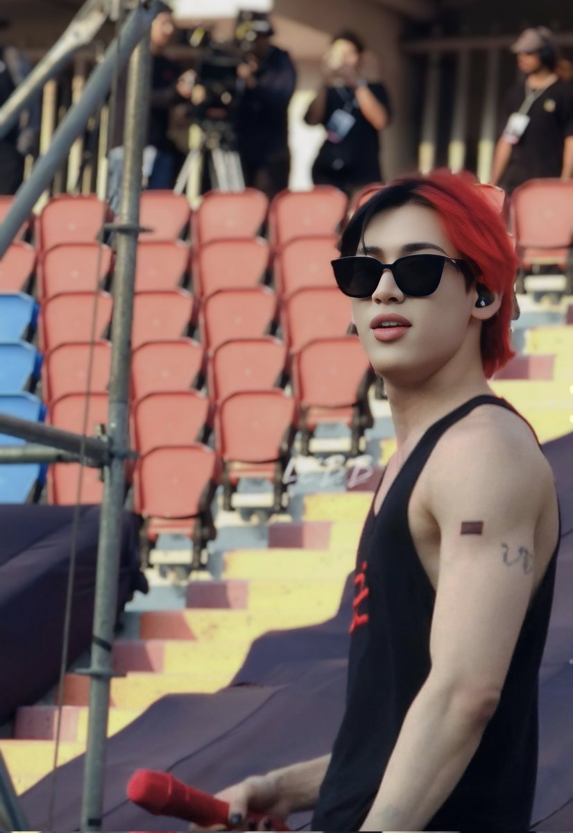 ทำไมหล่องี้ ยิ่งปรับชัด ยิ่งหล่อ ไม่ไหวแล้วค้าบบบ😭