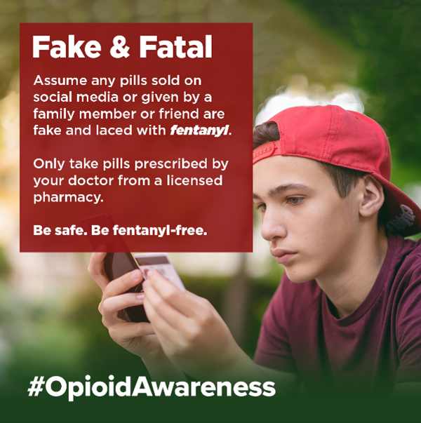 Today is #NationalFentanylAwarenessDay

Fentanyl is hard to spot but easily causes overdoses. Pills sold online or on social media are often laced with fentanyl, which is deadly even in small amounts. 

Don’t take unknown substances from others.

bit.ly/3SDx5Sn