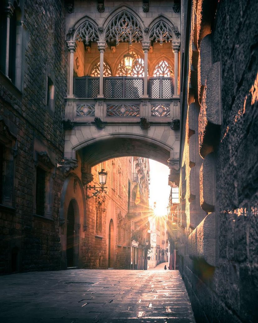 Gothic Quarter, Barcelona 📸:@ilhan1077_