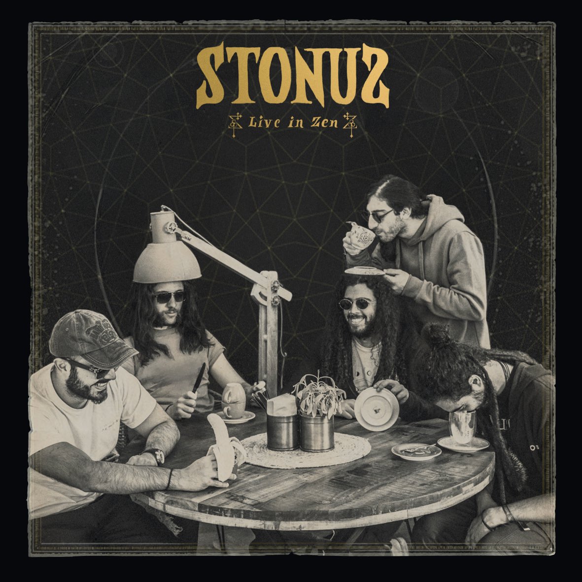 Electric Valley Records & Ouga Booga are proud to announce the killer releases Stonus - Live in Zen • Available in: EVR Editions: - 54x LTD Black Vinyl - 54x LTD Cream Vinyl - 27x Ultra LTD Ultra Clear Vinyl - Digital • Pre-order date: May 8 (18:00 CET) Release date: May 31