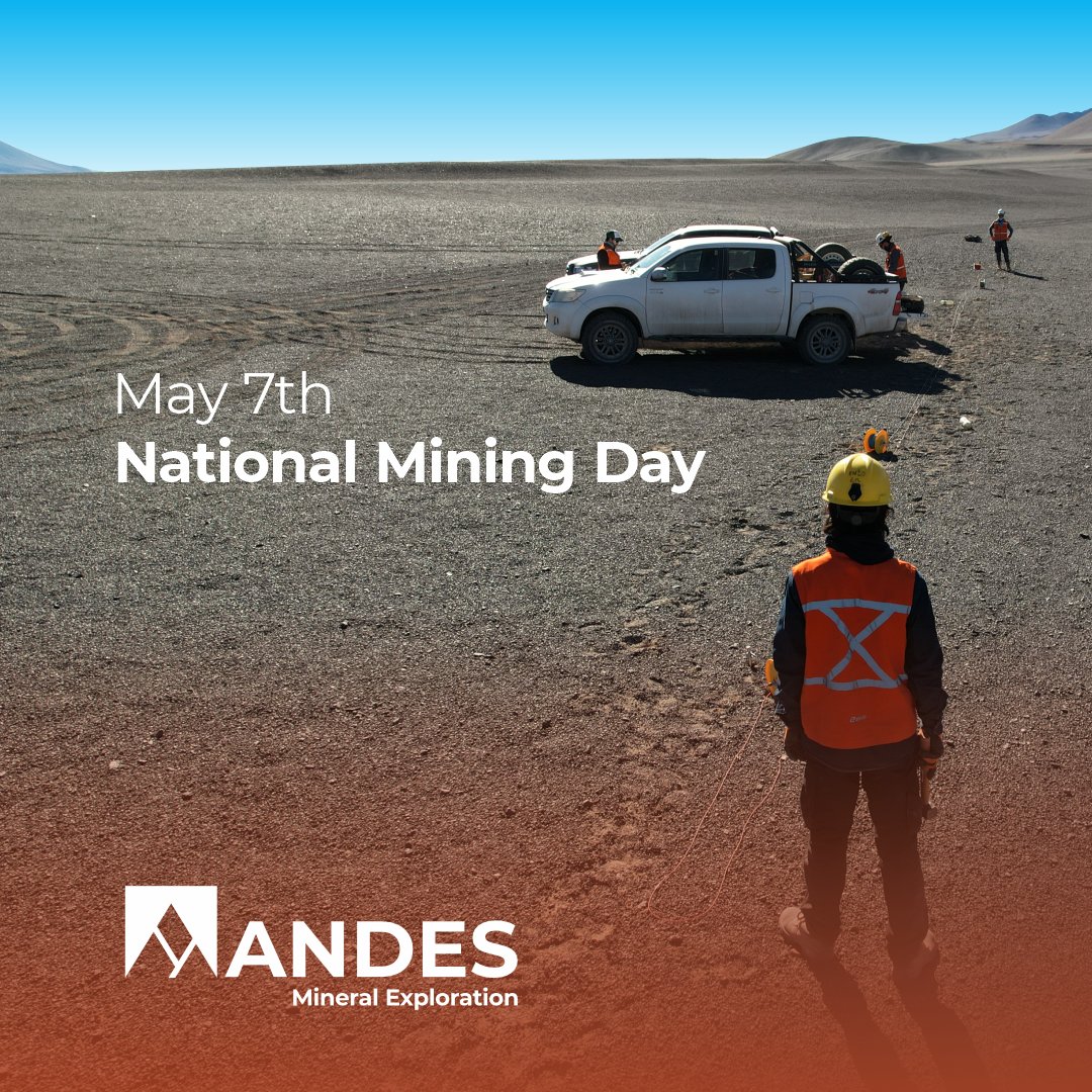 andesminex's tweet photo. ➡️National Mining Day in Argentina. It's a day to celebrate both the indomitable spirit of miners and the ongoing commitment to responsible mining practices that protect our environment and support communities.

Happy National Mining Day!👷‍♀️👷‍♂️

#andesminex #miningday #7mayo #May7 https://t.co/At8RUNFD0e