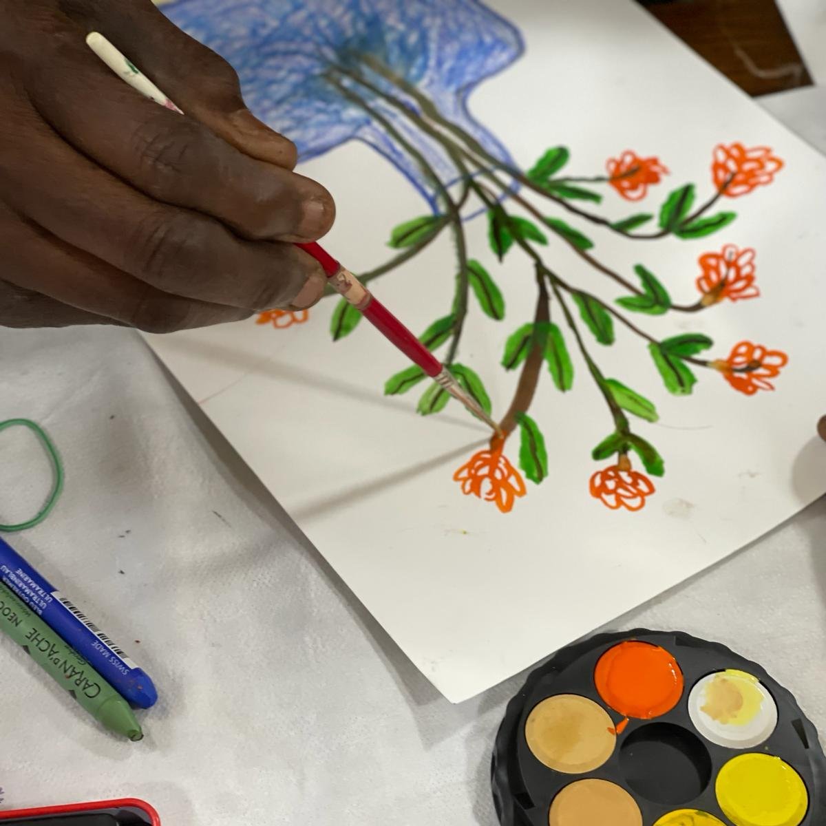 The Art & Writing class recently explored the theme of Spring Flowers and beauty after winter 🌷🌼🌸 Art is a powerful tool in exploring complex emotions. Classes led by our three Artists in Residence offer a therapeutic space to nurture creativity and confidence rebuilding.