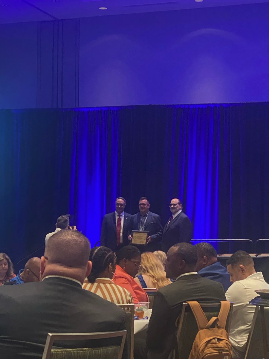 JBS Carriers team member Brandon Danler, Director of Sales & Logistics, was recently honored at the National Private Truck Council annual conference for completing the Certified Transportation Professional examination. Congratulations, Brandon!