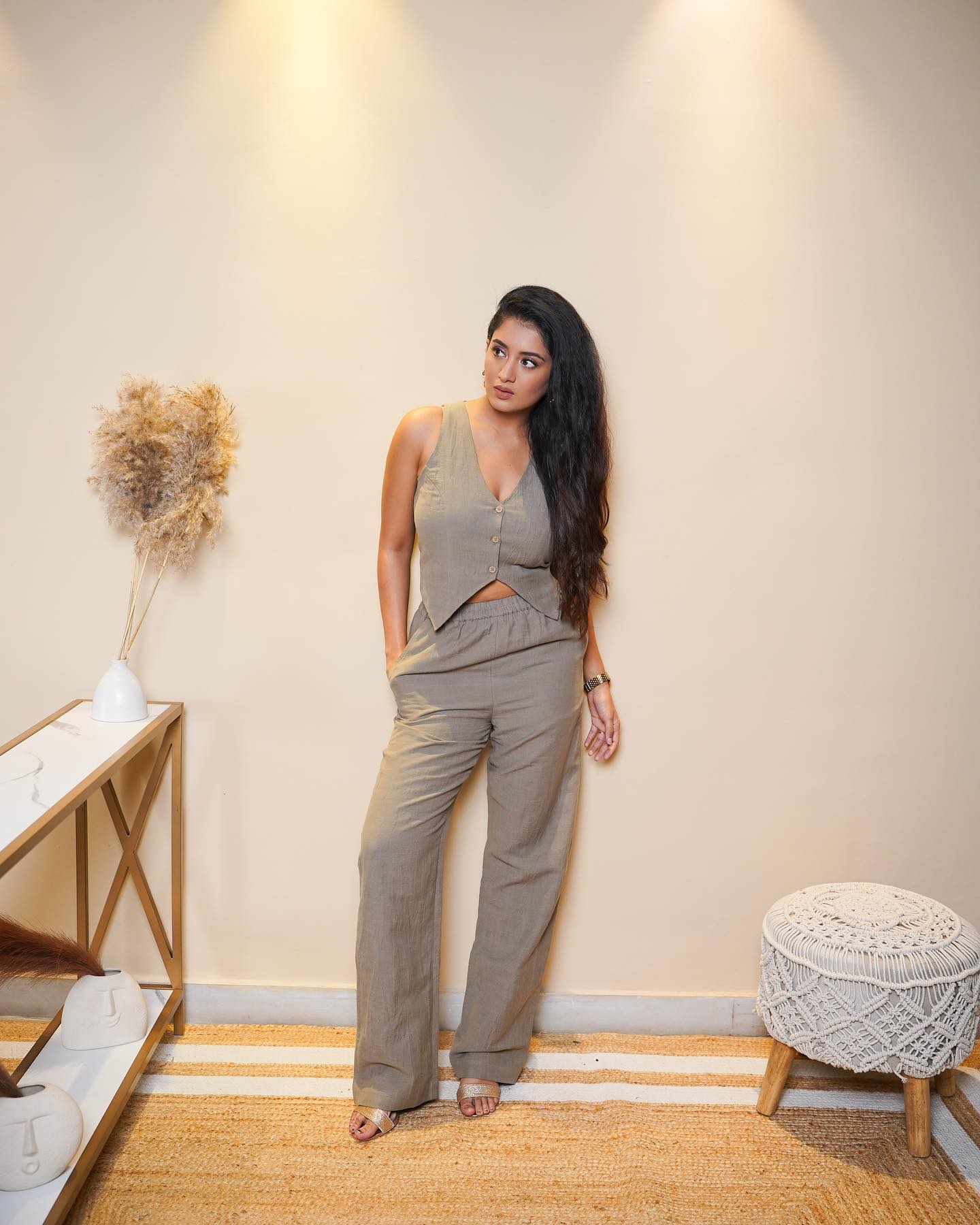 GM-_yG1a0AAwGtN?format=jpg&name=large