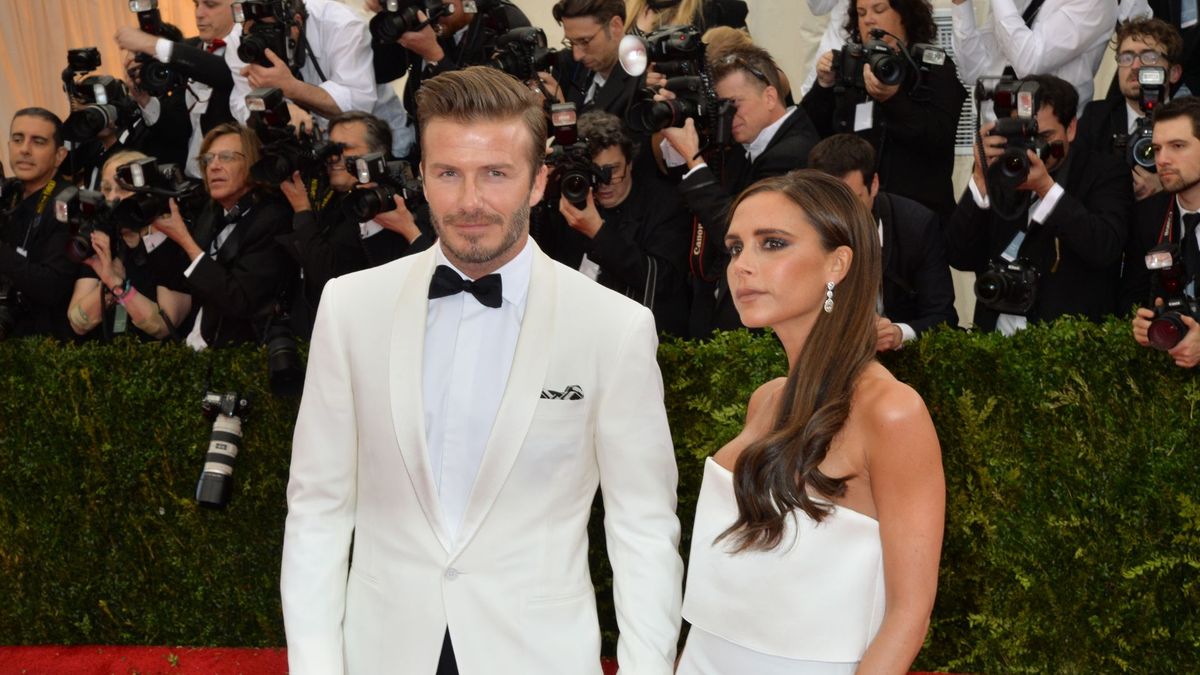 Two decades after her debut at the event, Victoria Beckham just had a Met Gala first trib.al/k4S9hVc