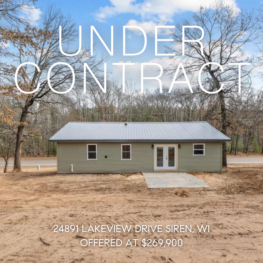 #UnderContract in Siren! 💫 

Welcome to this charming split-level home nestled in Siren, WI, offering a captivating new construction feel. Enjoy the convenience of walking distance to the breathtaking Clam Lake, providing stunning views right from your doorstep. #Cabin #LakeLife
