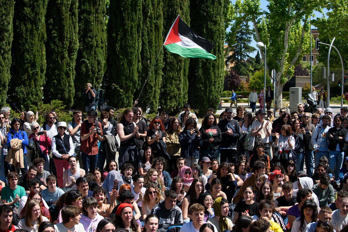 Estudiantes madrileños ponen en marcha una acampada por Palestina en la Universidad Complutense. 📸07.05.2024/©ÁlvaroMinguito