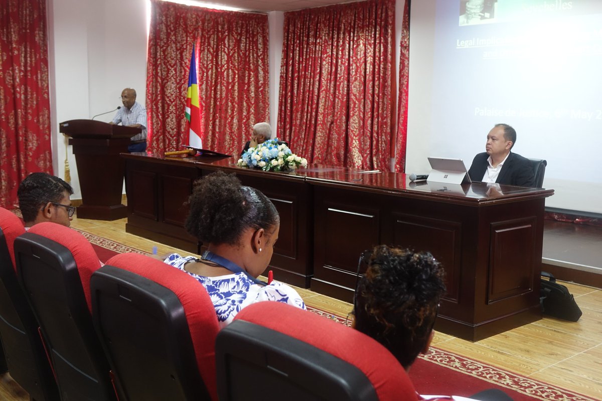 Snippets of our inaugural lecture in honor of #WorldPressFreedomDay2024 about the legal aspects of covering murder trials and other sensitive cases #Seychelles #Judiciary #SupremeCourt