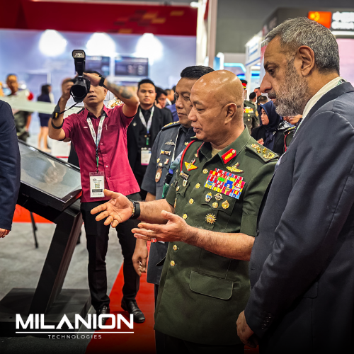 Honoured to have welcomed the Malaysian Chief of Defense Forces, Yang Berbahagia General Tan Sri Mohammad Ab Rahman, to our stand today at <a href="/DSAMalaysia/">DSA & NATSEC Asia</a>.

#DSA2024 #AutonomousSystems #UGV #USV #USVconversions #UnmannedGroundVehicle #UnmannedSurfaceVessel
