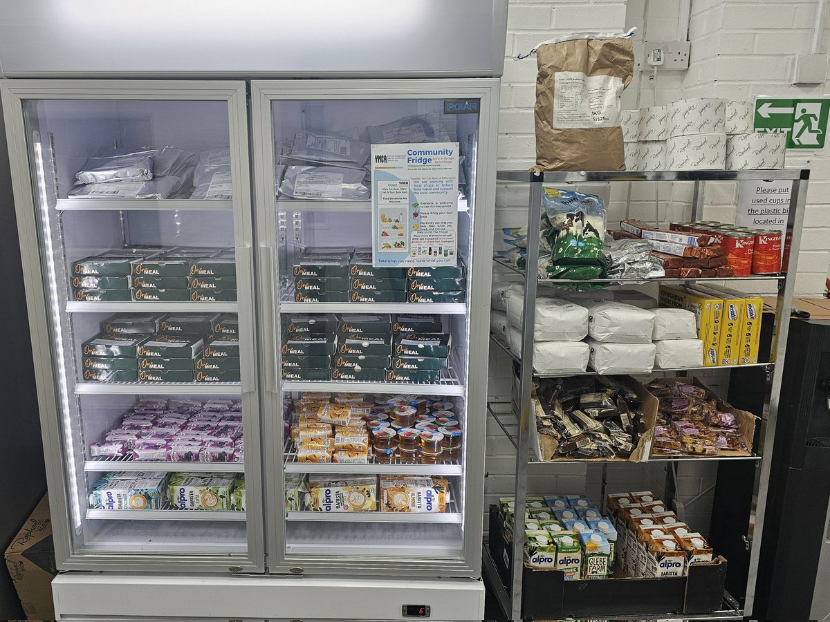 📣 YMCA Plas on Shakespeare Street off City Road has a Community Fridge that's open to all  🥦🍞

No matter who you are or where you're from, the fridge is here for you. If you need a little extra support, stop by. Everything is free. #Roath