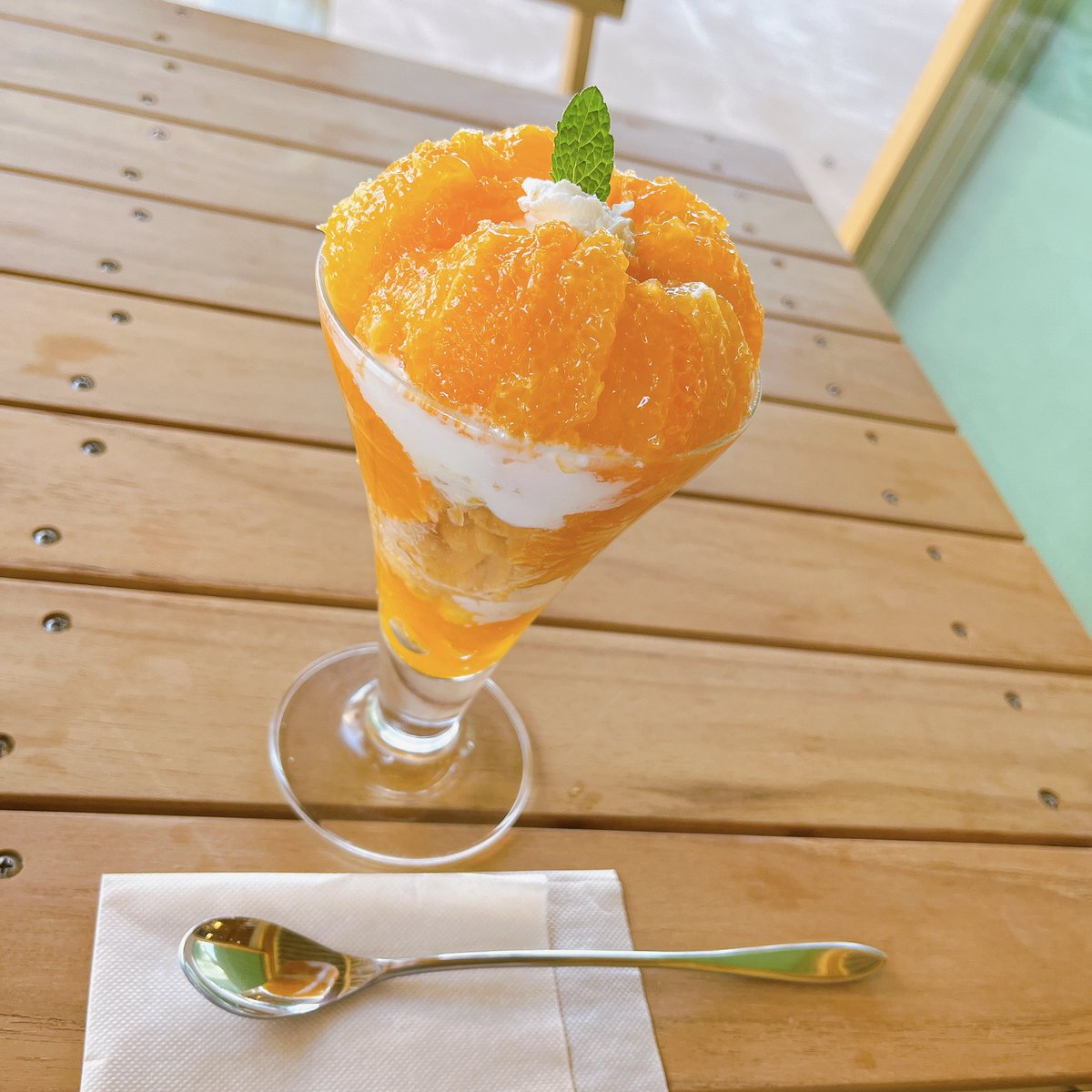 hotaru0026's tweet photo. 連休は有田みかんのおいしいカフェ🍊 https://t.co/CjnzuSZ0BH