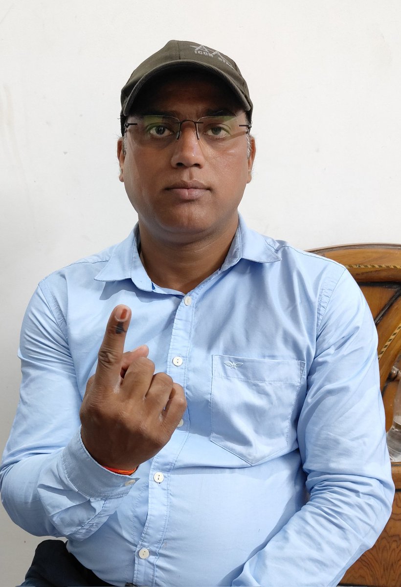 Dharmraj2002's tweet photo. #Goback nps
#OPSisOurRight 
#voteforOPS 
हमारा अधिकार हमारी पुरानी पेंशन व्यवस्था है उसे बहाल करने वाले को हमारा वोट... अपने को चार चार पेंशन और जो अपनी पूरी जवानी सरकारी सेवा में देदे उसे बाजार के हवाले छोड़ देना ये कौन न्याय है महाराज #पुरानी_पेंशन_बहाल_करो https://t.co/0e7sfu0DCU