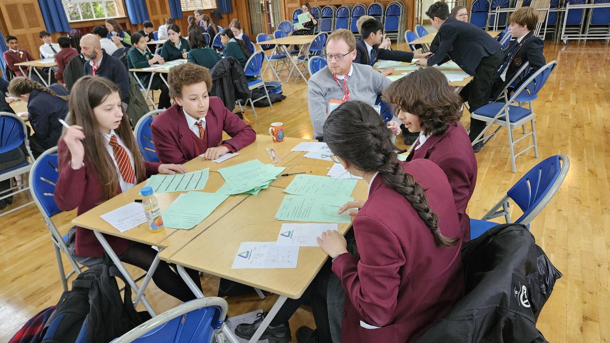 Last Thursday, four of our best mathematicians across Yr 8 and Yr 9 competed in the National Team Maths Challenge at Headington School, Oxford. Students participated in four rounds, each lasting 45 minutes, working well together to solve the problems they were presented with.