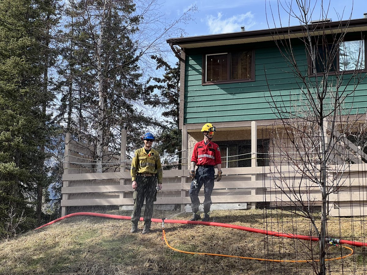 Join <a href="/BanffNP/">Banff National Park, Parks Canada</a> and <a href="/Banff_Town/">Banff Town</a> today to learn more about what we are doing to build more resilient landscapes and protect the community from #wildfire #emergencypreparednessweek 👩🏻‍🚒🔥banff.ca/1189/2024-Banf…