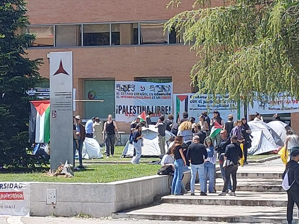 📣📣 La Ciudad Universitaria con Palestina!!! Estudiante y profesores acampados para protestar por el genocidio y la guerra en Gaza!!! Ánimos compañer@s 💪💪