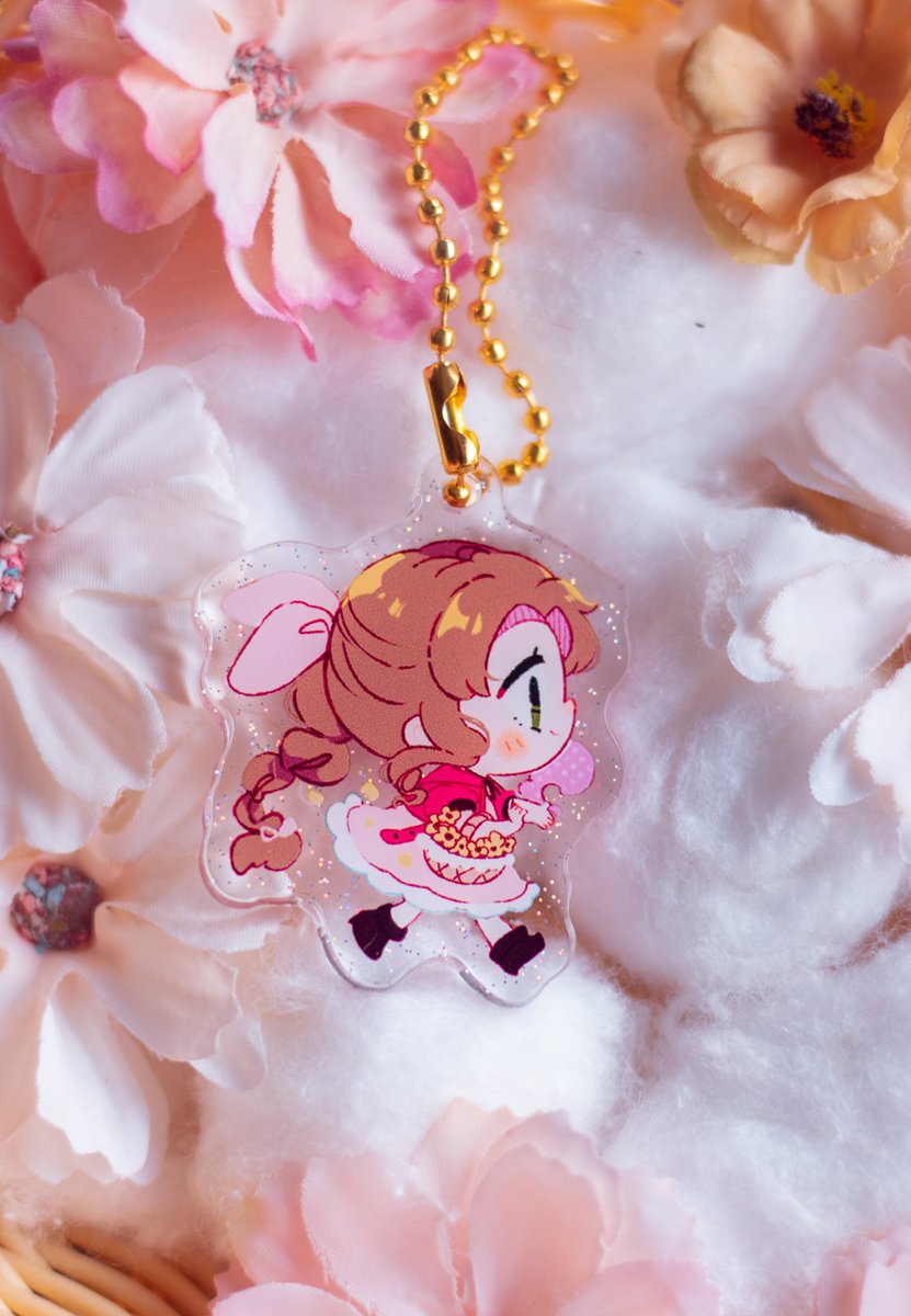 While I'm preparing the last orders I'll give you a preview of the things that are about to arrive.... Are you ready for the new sh🌸p update?