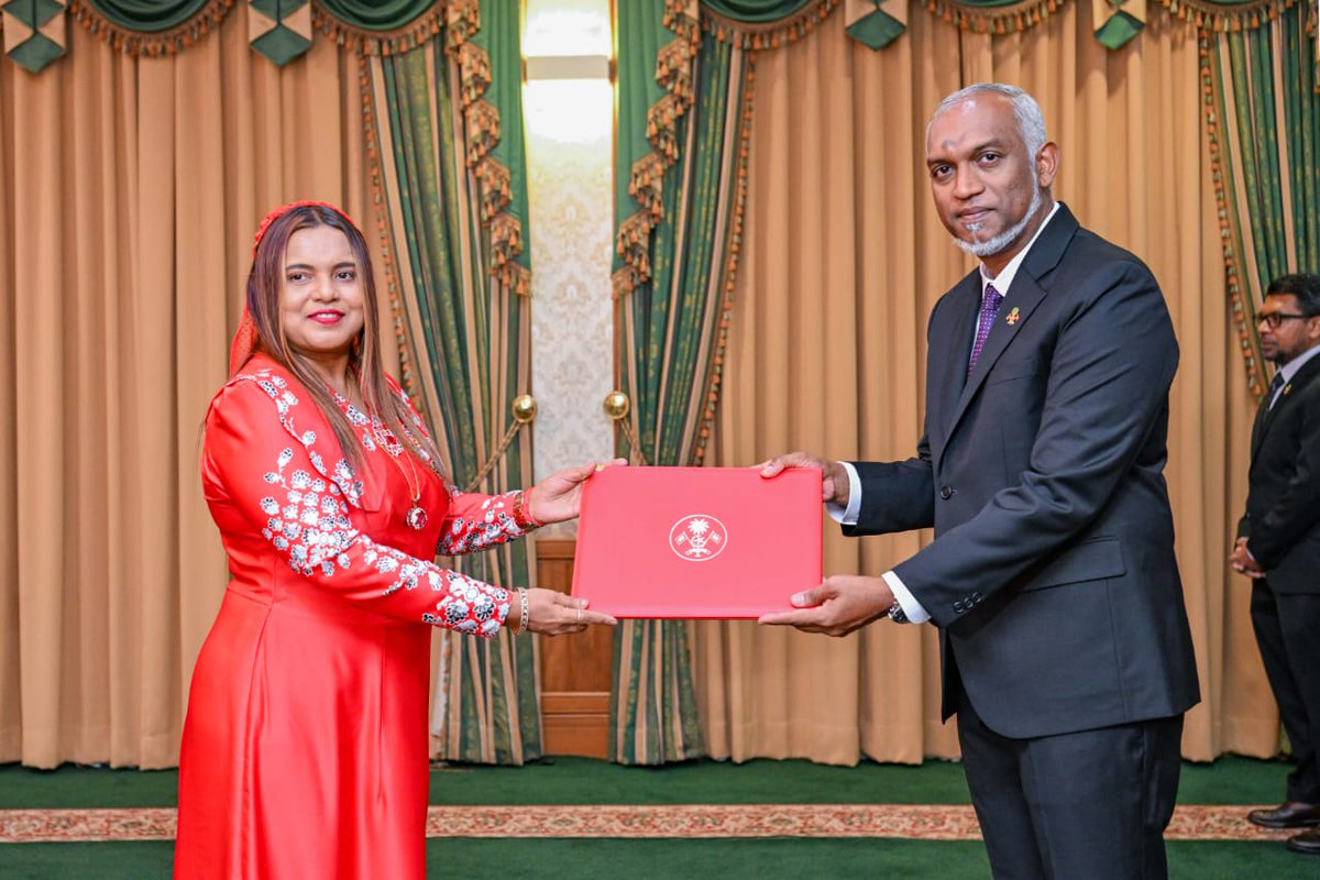 I congratulate @IruthishamAdam for her appointment as the new High Commissioner of Maldives to the #UK. She brings with her years of experience in the foreign service having previously also served as the PR in Geneva. #UK remains a key development partner for the Maldives and I…