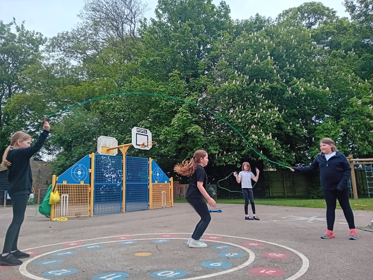 Outdoor fun <a href="/Fridaybridgepr2/">Fridaybridge primary school</a>