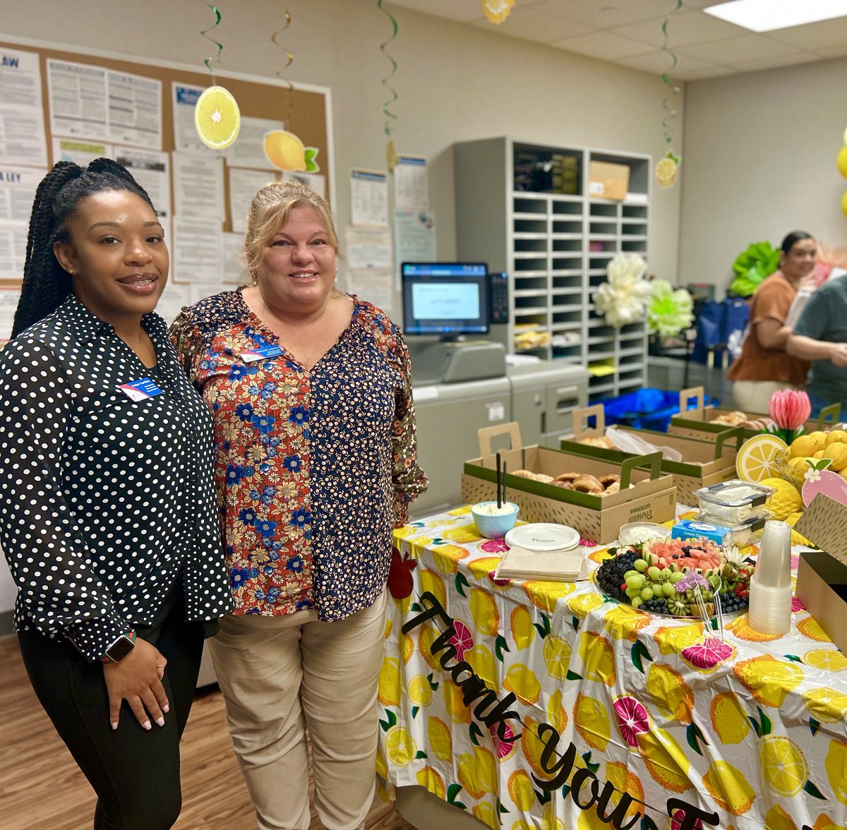 Thank you to <a href="/BrazosValleySch/">Brazos Valley Schools Credit Union</a> for providing our staff with breakfast from <a href="/panerabread/">Panera Bread</a> for #TeacherAppreciationWeek!😋
#RhoadsRockets🚀