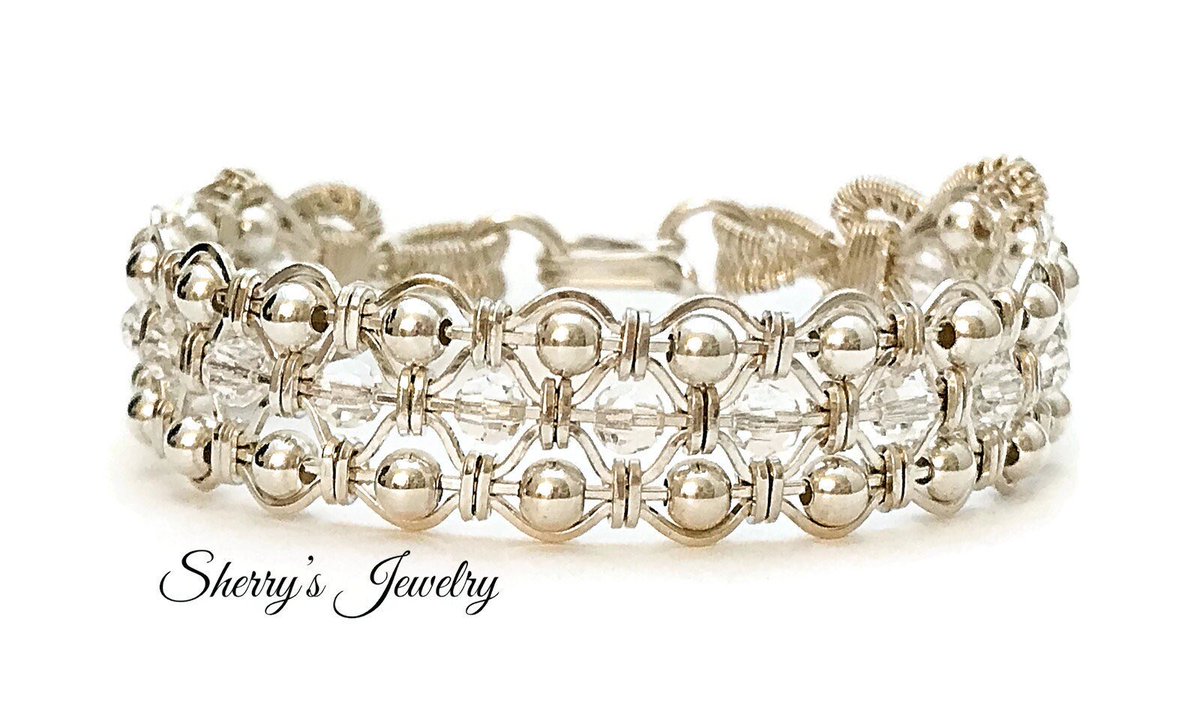 sherrysjewelry.etsy.com/listing/580624… #14ktGold #HandmadeHour #MothersDay #jewelryonetsy #Holidayjewelry #handmadeisbetter #InStyle
#MadeintheUSA #freeshipping #womeninbusiness #silverjewelry