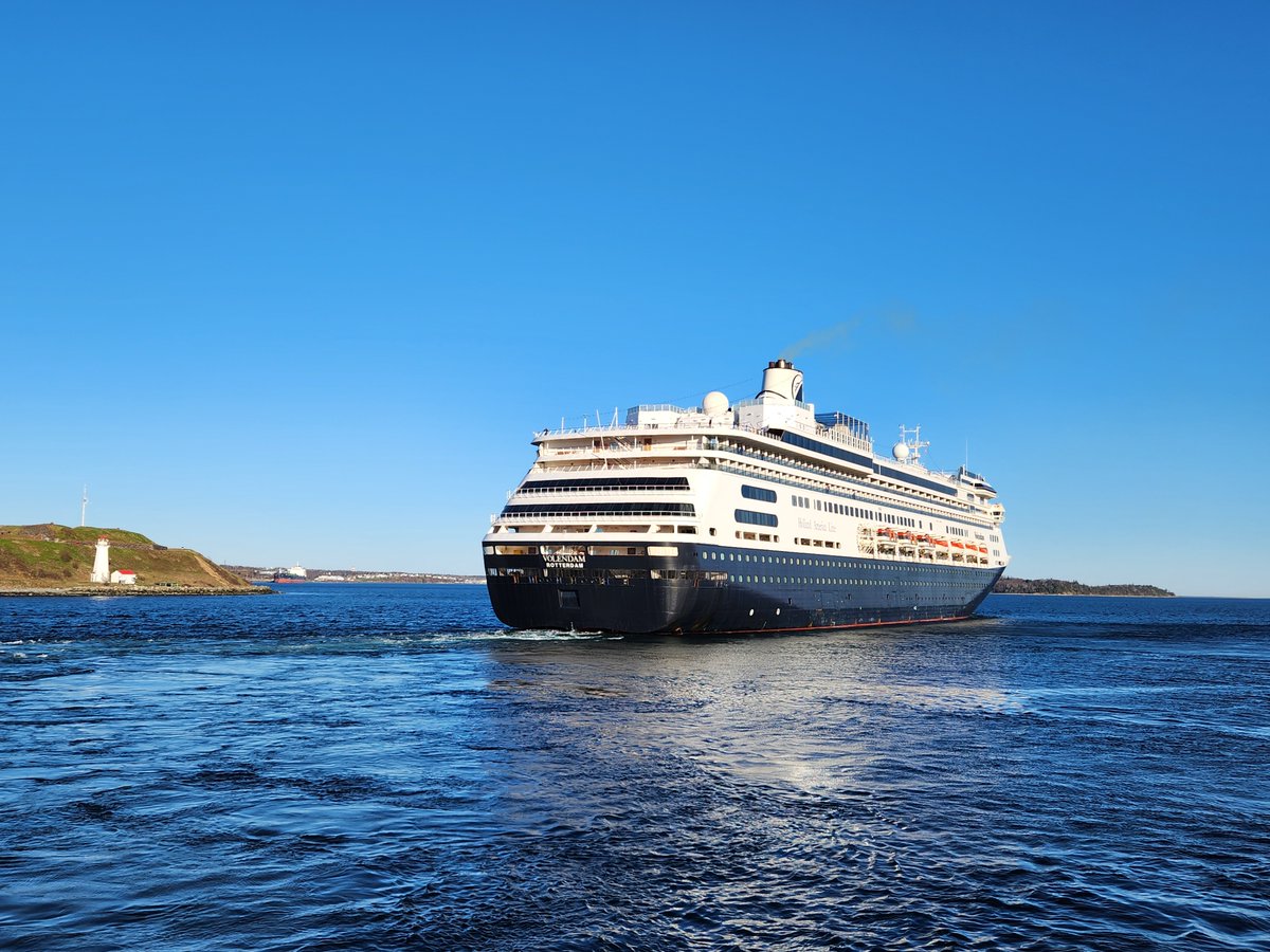 Following a quick turnaround at @PortMTL, @HALcruises Volendam returns to Atlantic Canada today 🛳