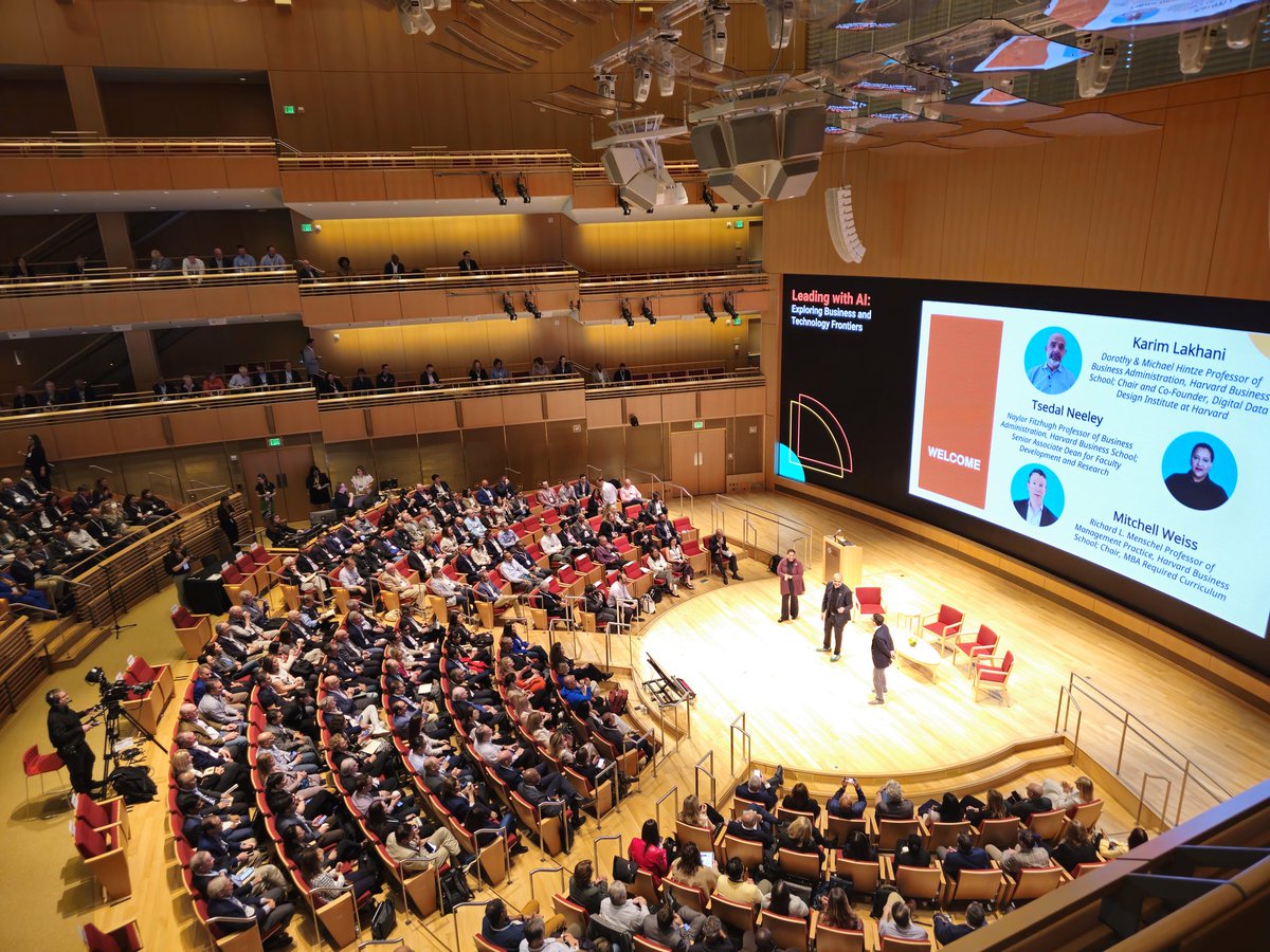 Full house of humans and avatars at <a href="/HarvardHBS/">Harvard Business School</a> attending Leading with AI, organized by D3.