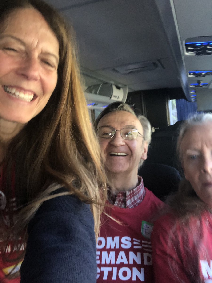 On the way to New York’s Advocacy day with fellow @MomsDemand volunteers! Along with survivors of gun violence and Students Demand Action, we’re making sure gun violence prevention remains a top priority in our state! #MomsAreEverywhere #NYPol