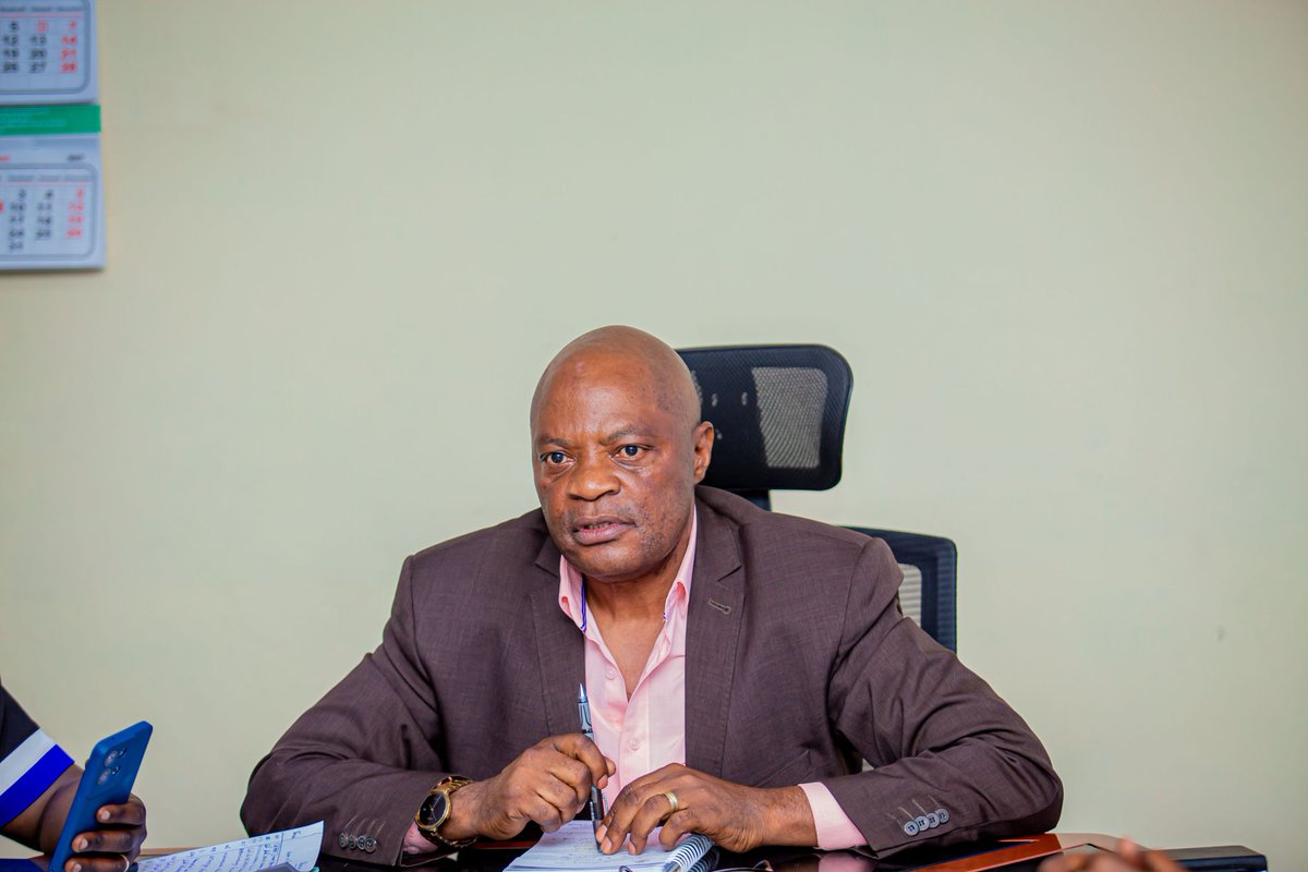 #Burundi Le maire a organisé, le lundi 6 mai 2024, une réunion à l'intention des administratifs et des commandants d'unités oeuvrant en @mairiebuja pour analyser la situation sécuritaire qui prévaut dans la ville de Bujumbura. @MininterInfosBi @NtareHouse