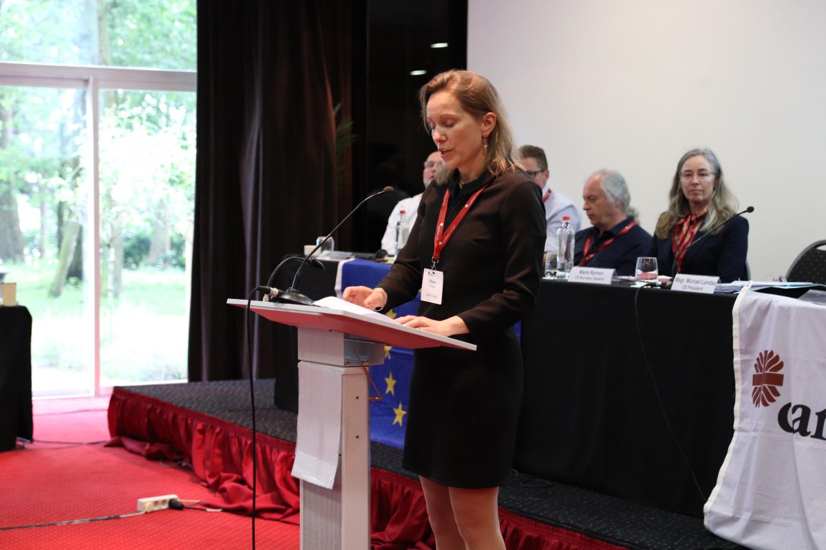 Presenting our 2023 report to over 89 #Caritas participants in our Regional Conference, @SecGenCaritasEu highlighted the great work on crisis response in Ukraine and Armenia & rising poverty in 🇪🇺. 'You are many and make a difference every day for those in need', added @mlcaritas