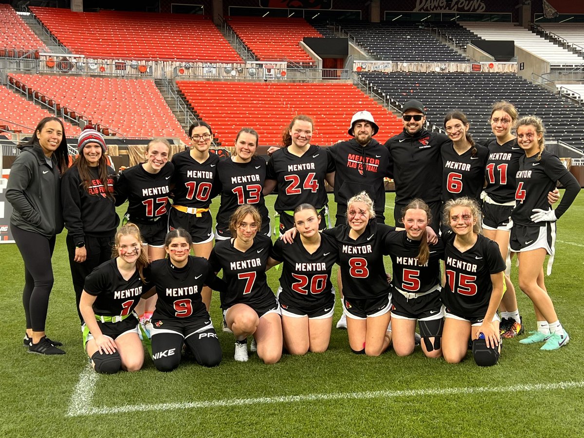 The Mentor Girls ended their season with a loss in a quarterfinals of the playoffs at Browns Stadium. Final record this year was 8-2. Thank you to @MentorAthletics for all of the support! #OnceACard
