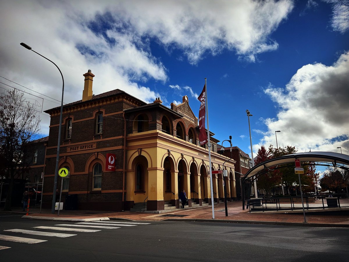 Spent a few days in Armidale, enjoying the countryside of the regional tablelands and its architecture.