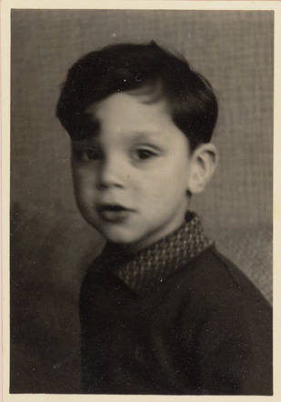 7 May 1937 | A Dutch Jewish boy, Michael Willem Kober, was born in Nijmegen. In January 1944 he was transported from #Westerbork to #Theresienstadt ghetto and on 19 October 1944 he was deported to #Auschwitz. On 20 October he was murdered in a gas chamber.
