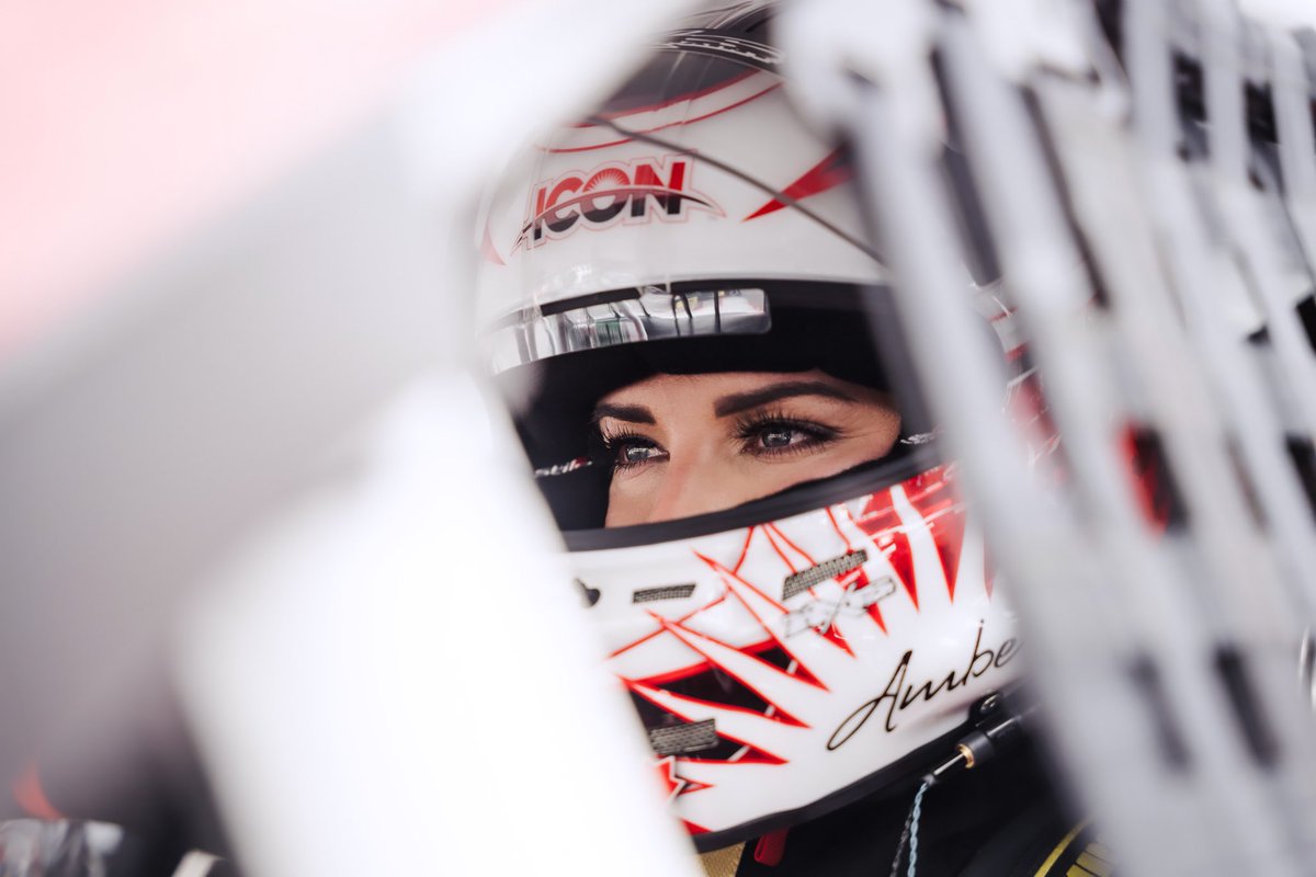 #RaceReport from @amberbalcaen10’s gritty and determined weekend, where she finished inside the top ten and rose to P3 in the @ArcaSeries standings now posted! shiftupnow.com/balcaen-charge… #ShiftUpNow #WomenInMotorsport