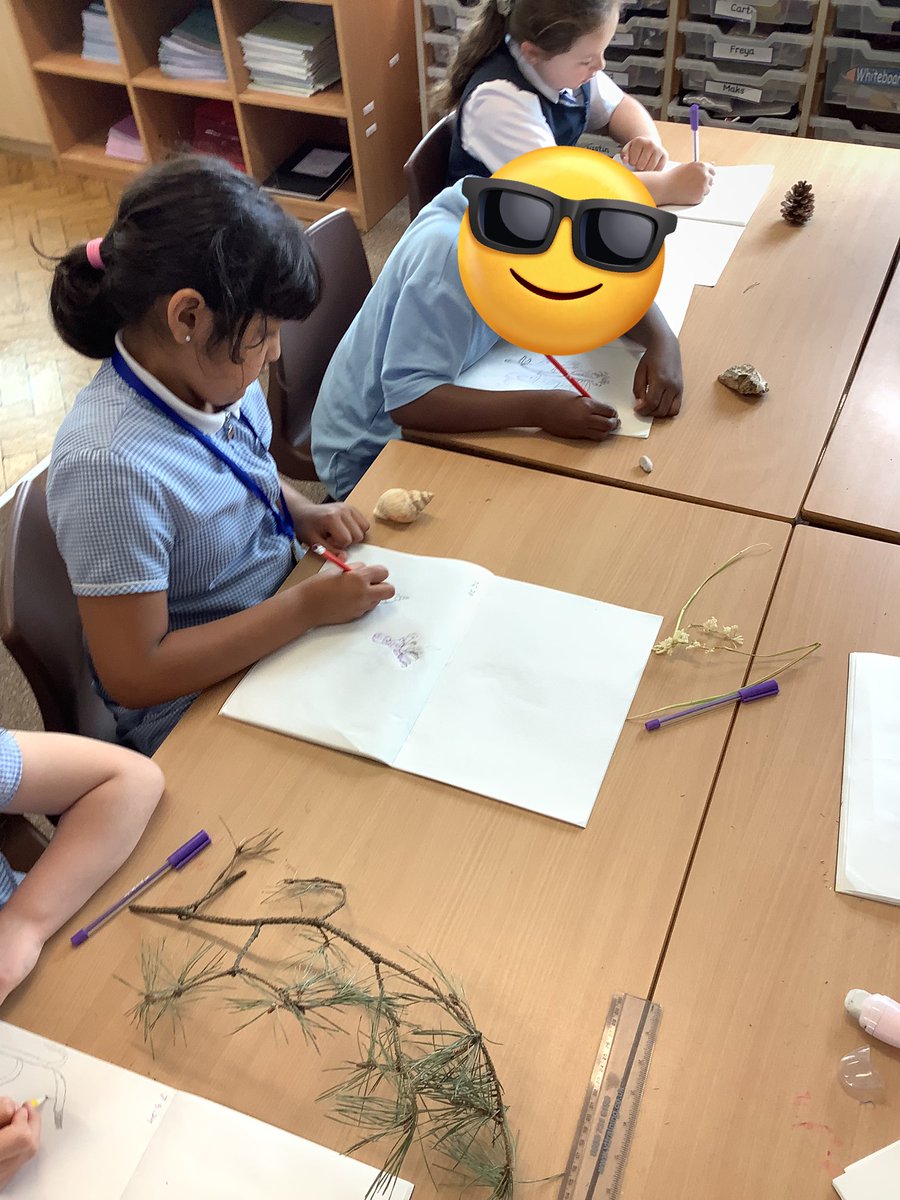 Extreme focus whilst completing continuous line drawings this afternoon! #ArtOLOL #MakeADifference @ololprimary_HT