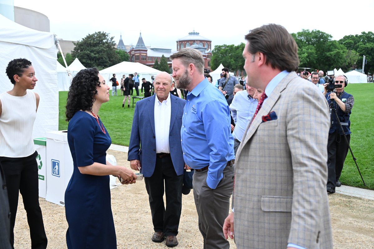 Thank you USDA @DepSecXoch for coming by #AgOnTheMall24 and sharing how investing in rural America and climate smart technologies will create a more sustainable and efficient future for our farmers. We appreciate your continued efforts to promote those who feed our world!
