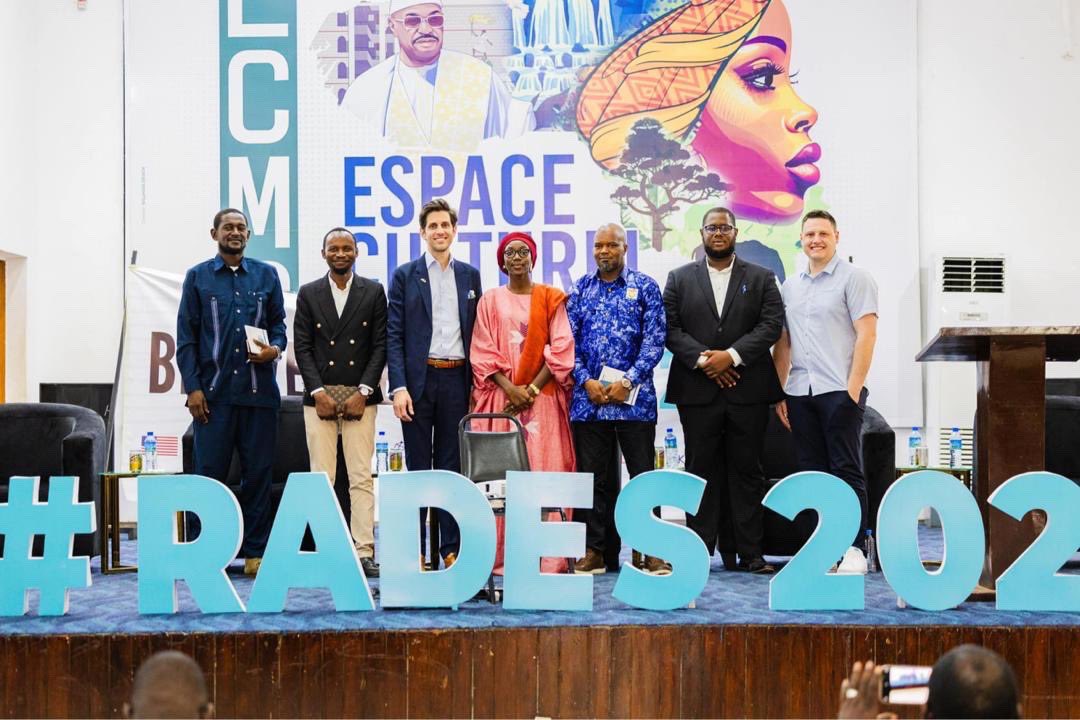 Alexander Hunt, notre chargé d'affaires publiques, s'est récemment exprimé sur l'autonomisation des entrepreneurs guinéens lors d'une table ronde animée par Amadu Ali Nabe, ancien boursier de MWF 2023, et Jeff Reed. Un grand merci à toutes les personnes impliquées, y compris…