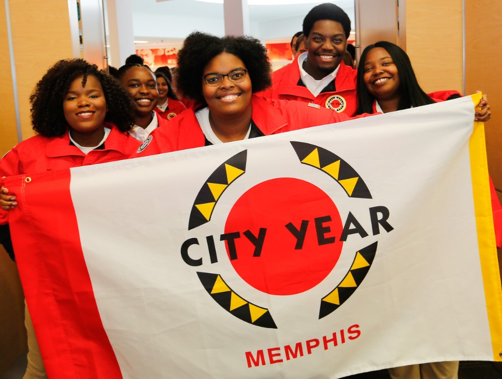 CityYear (@cityyear) on Twitter photo Fernecia Humphrey is a <a href="/CityYearMemphis/">City Year Memphis</a> alum currently serving with Team <a href="/CareForce/">City Year Care Force</a>.
Read on to learn why she thinks more young people should serve! loom.ly/9IMDLto Fernecia Humphrey is a <a href="/CityYearMemphis/">City Year Memphis</a> alum currently serving with Team <a href="/CareForce/">City Year Care Force</a>.
Read on to learn why she thinks more young people should serve! loom.ly/9IMDLto