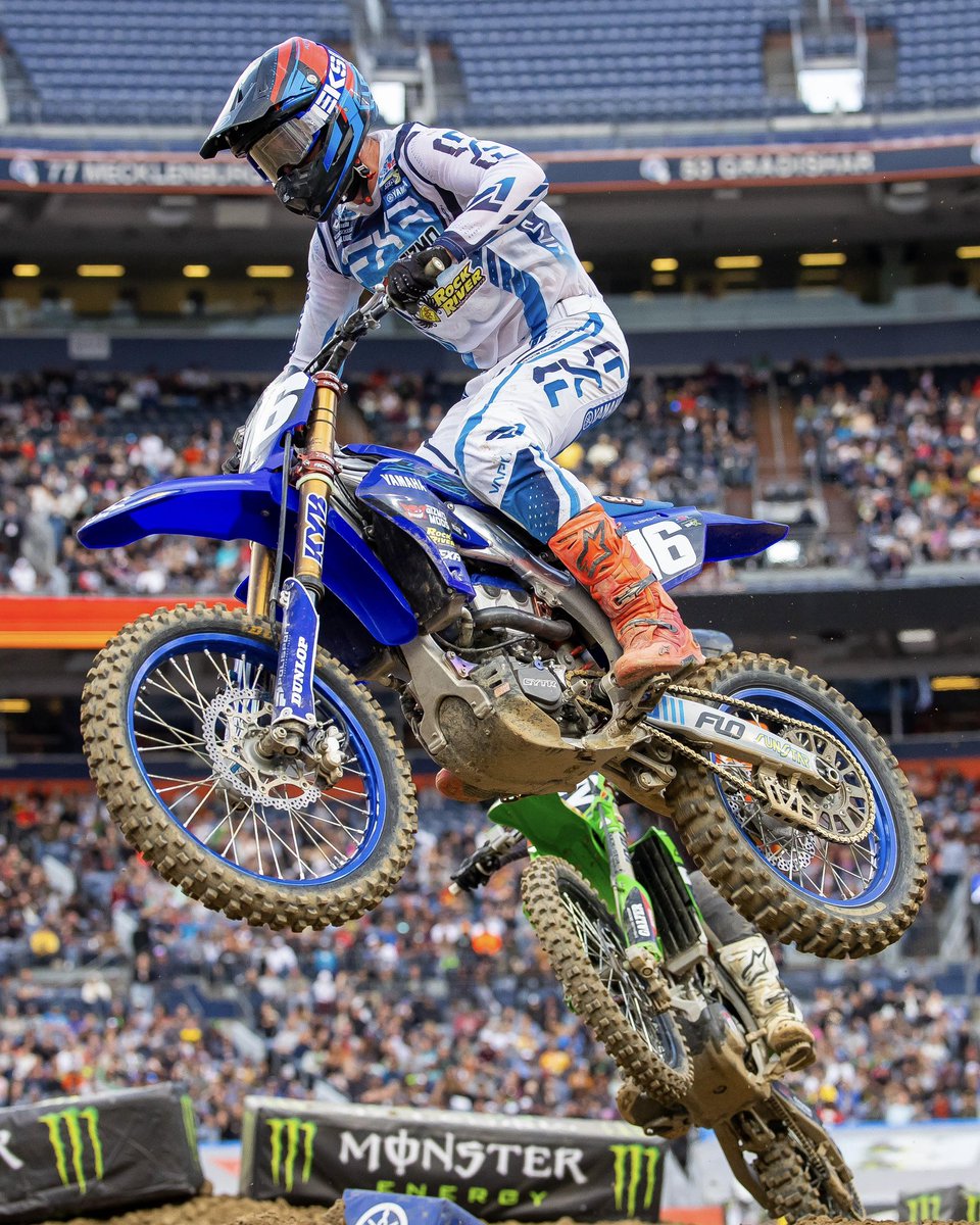The triple digits at Mile High 🏔️ Safe to say a lot of the triple digits featured this year won’t be triple digits next year! Keep grinding guys we love to see it 🤘🏼 📸 @align.with.us @supercrosslive #SupercrossLIVE #SMX