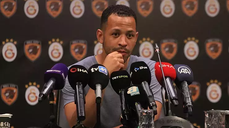 💥 Hull City, teknik direktör Liam Rosenior'un görevine son verdi. (Sky Sports)