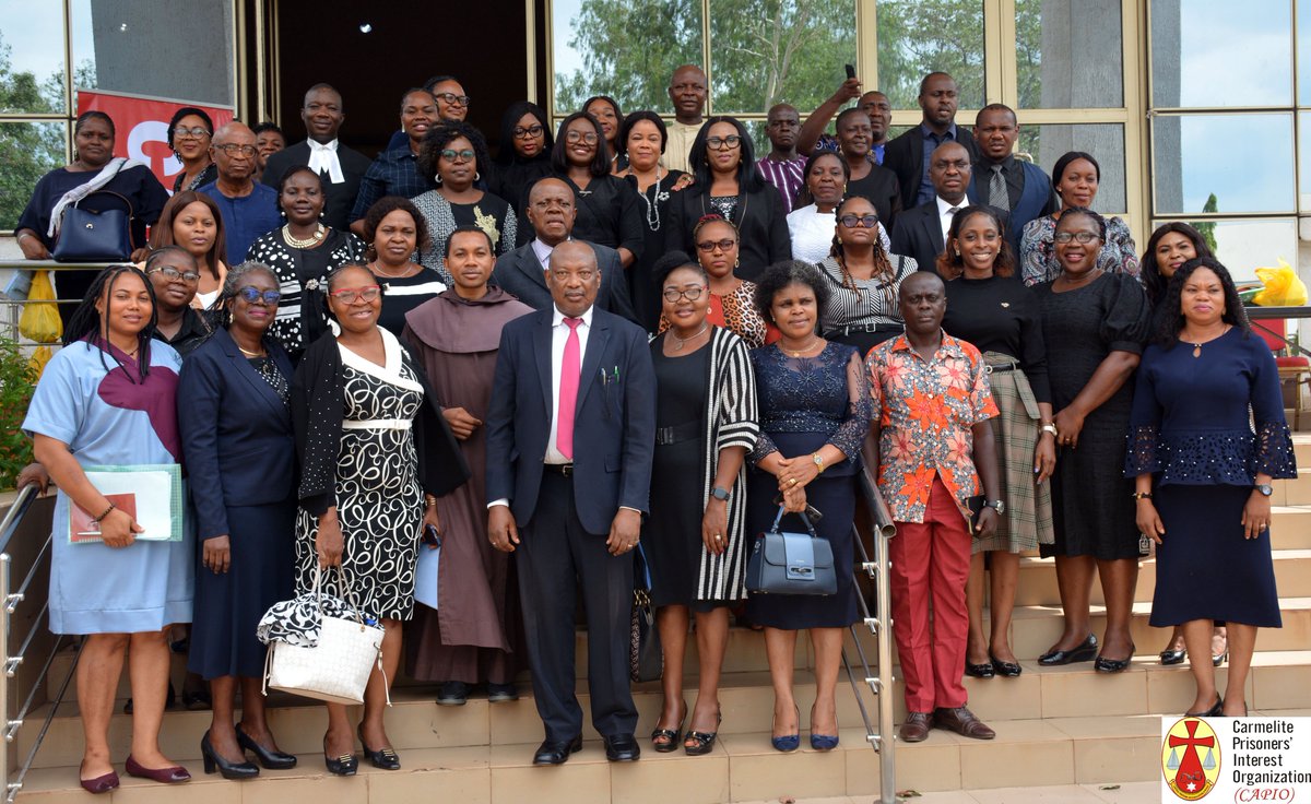 capionigeria's tweet photo. The Carmelite Prisoners’ Interest Organization (CAPIO) in collaboration with the Enugu Justice Reform Team (ESJRT) yesterday 6th May validated the framework for Community Service Measures in Enugu State 

#capionigeria #NonCustodial #enugu @EnuguStateGOV https://t.co/pcUjeBhSh0