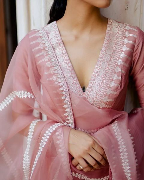Good Evening dear friend's 😘 
.
Aslam o alikum x family 
.
Have a nice Evening 🌆