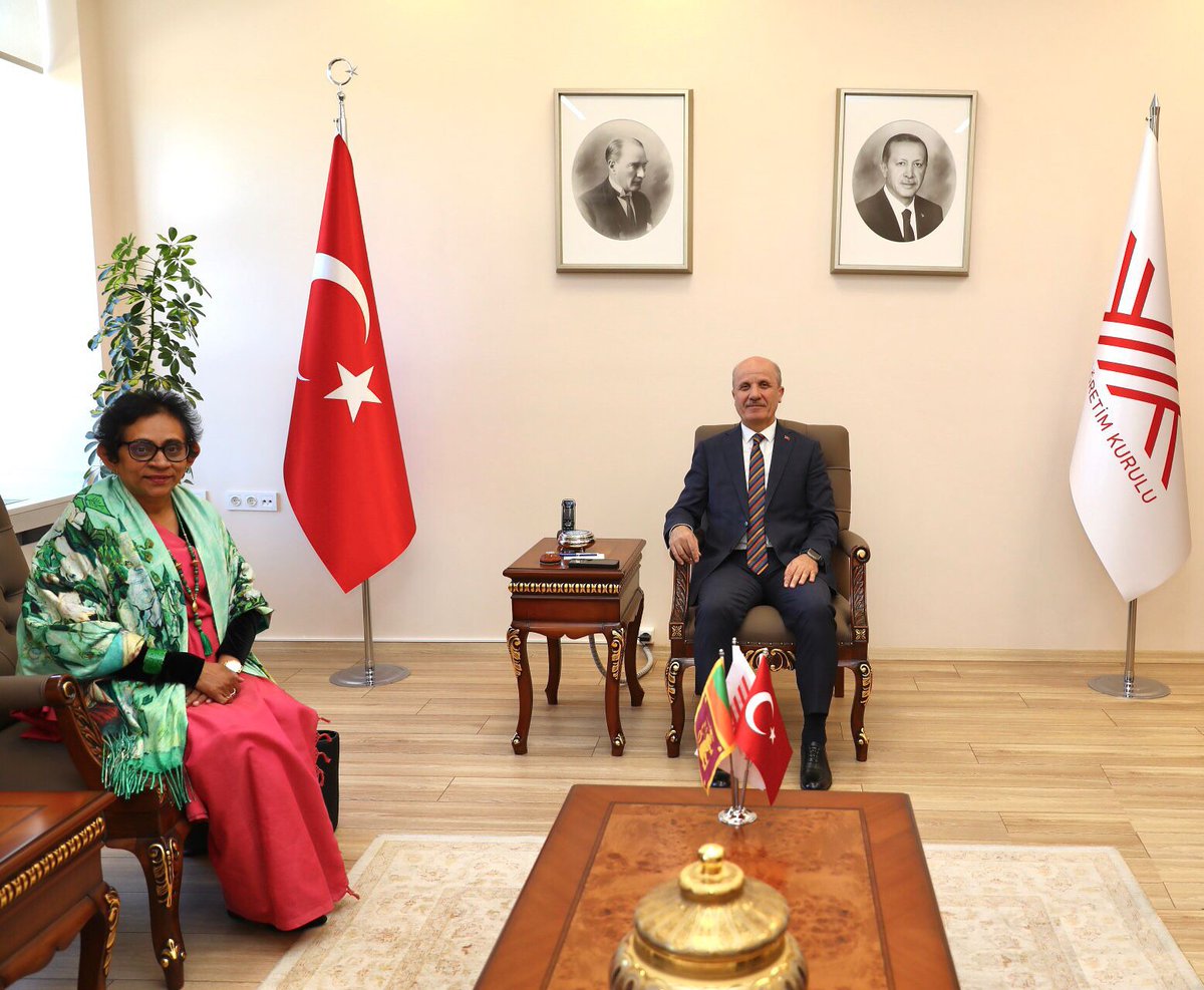 Sri Lanka’nın Ankara Büyükelçisi S. Hasanthi Urugodawatte Dissanayake’nin ziyaretinde, Türkiye ve Sri Lanka arasındaki yükseköğretim iş birliğinin geliştirilmesini ele aldık. 🇹🇷 🇱🇰
