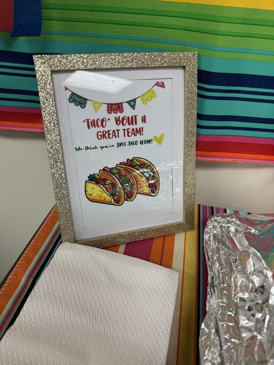 Day 2 of #TeacherAppreciationWeek @Hall_AISD ❤️ “TACO BOUT” a GREAT team of teachers we have! Taco and Coffee Bar was a hit! 💚
