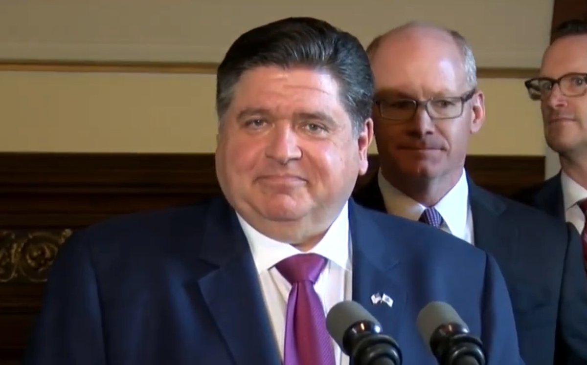 Brazen election interference: #Illinois Democrats retroactively change law to knock out Republican challengers. Gov. Pritzker called it an 'ethics' bill. Surely, lawsuits must follow. Via @Wirepoints wirepoints.org/brazen-electio… #twill #elections @GovPritzker