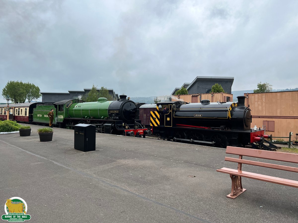 Mayflower and Jessie at Minehead.

Jessie shunting light engine over to the turntable to be turned around.

5th May, 2024.