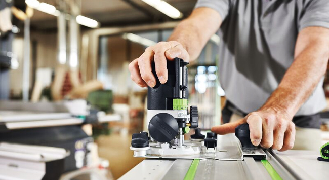 @Festool  brings another newest innovation: OF 1010 R router which is ideal for fine routing. The product is extremely versatile, efficient, precise and easy to handle

woodandpanel.com/woodnews/artic…