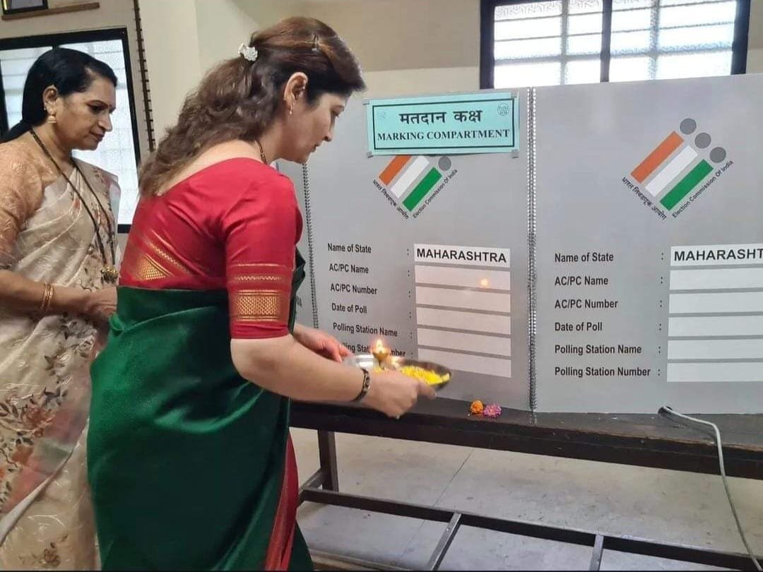 Maharashtra | 'A case of violation of Model Code of Conduct has been registered against the Chairman of Maharashtra State Women Commission and NCP leader Rupali Chakankar after she had performed aarti in front of the EVM,' said senior police officials of Pune City Police.