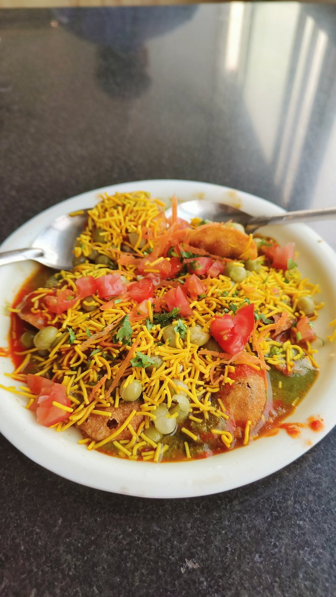 Masala puri or Sev puri ?? 
I had both 😜😜

Note : Not from RajsKitchen 😊😊