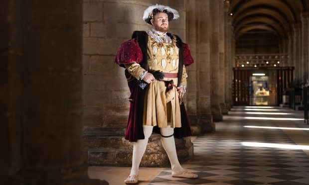 I can't wait to tell you all but for now, all I can say is that David Smith is coming to Exeter as Henry VIII. Great article here buff.ly/4b9wjVC The festivities planned will be just as lavish as his costumes... More news very soon! @exeter_hour @visitexeter